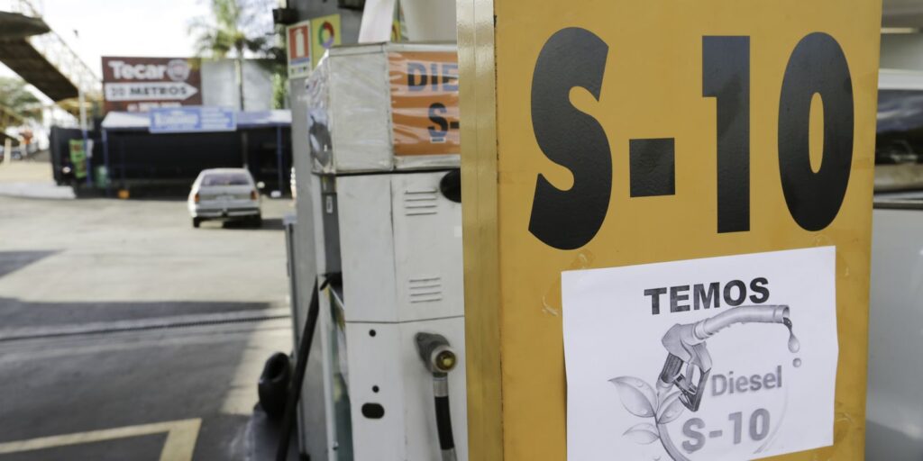 importacoes-de-diesel-da-russia-e-eua-aumentam-com-fechamento-de-ormuz