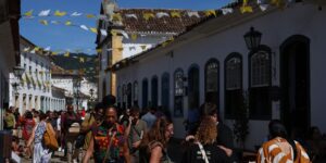 festa-literaria-internacional-de-paraty-vai-ate-proximo-domingo