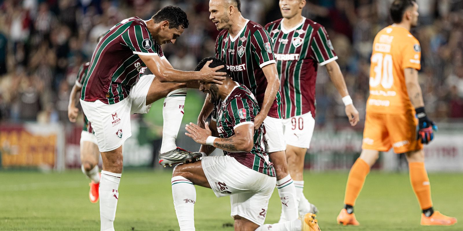 fluminense-bate-platense-e-abre-vantagem-nas-quartas-da-libertadores