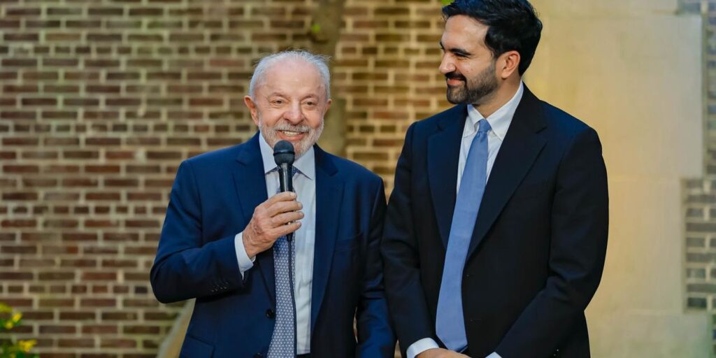 nos-eua,-lula-se-reune-com-prefeito-de-nova-york-e-presidente-uruguaio