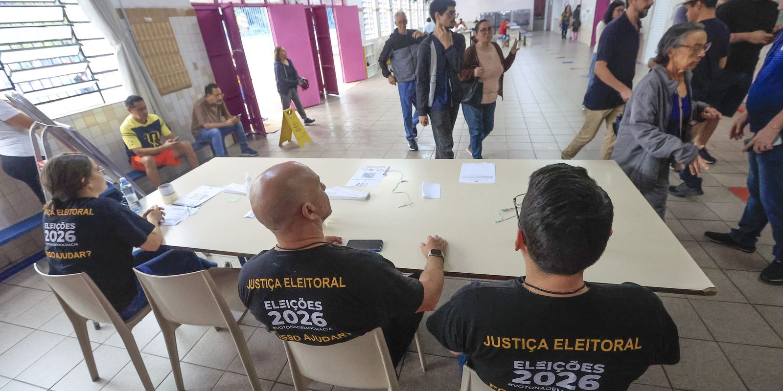eleicoes-em-sao-paulo-seguem-dentro-da-normalidade,-diz-tre-sp
