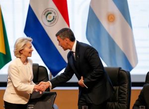 lideres-do-mercosul-e-da-ue-assinam-acordo-e-defendem-multilateralismo