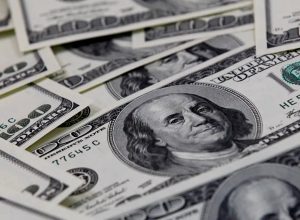 bolsa-cai-2,22%,-e-dolar-volta-a-subir-acima-de-r$-5,06