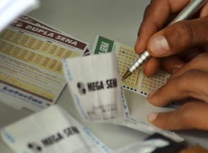 mega-sena-acumula-novamente-e-premio-principal-vai-para-r$-45-milhoes