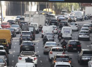 com-greve-de-ferroviarios,-usuarios-de-trens-enfrentam-transito-em-sp