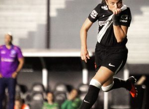 vasco-e-atletico-pi-decidem-vaga-para-final-do-brasileirao-feminino-a2